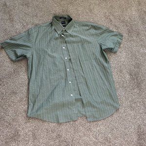 Arrow Short Sleeve Green Button Down
